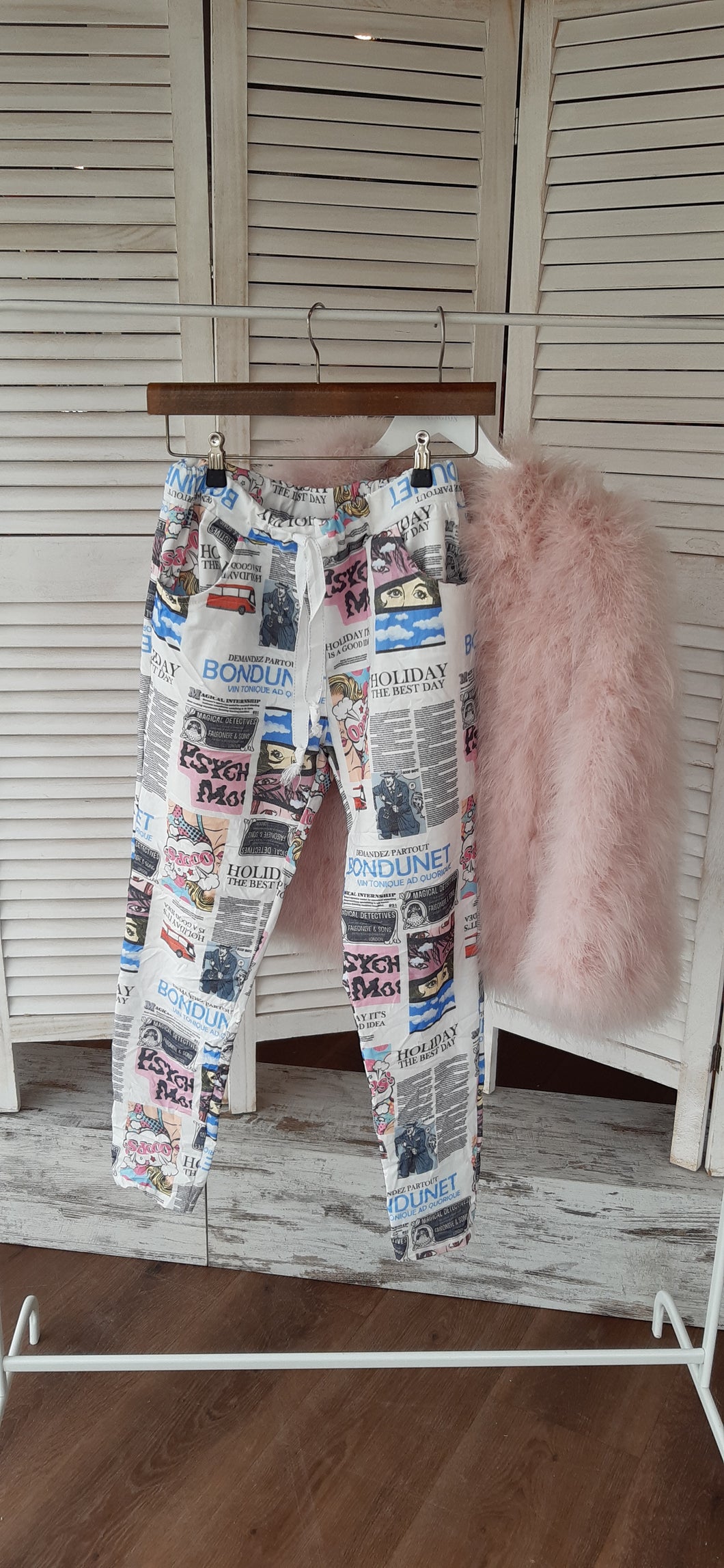 Made in Italy  Hose Jogger Pants Comic-Print